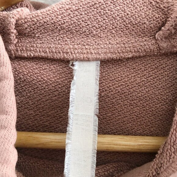 ALO YOGA Peak Elbow Cut Out Crop Hoodie Sweatshirt in Mauve Size Medium - Picture 8 of 9